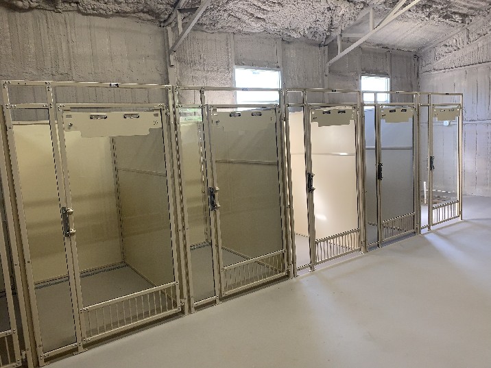 SOUTHERN PINE KENNELS Indoor Kennel